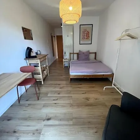 Schoene In Apartment
